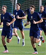 09.jpg