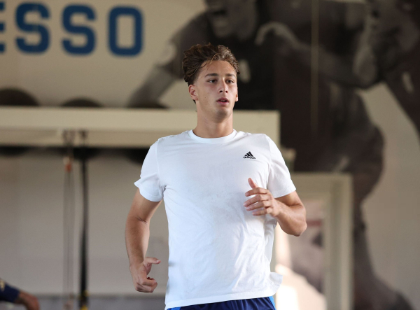 01.jpg