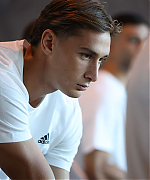 05.jpg