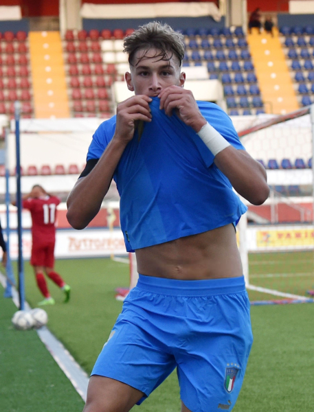 05.jpg