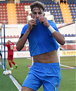 05.jpg