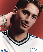 01.jpg