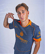 03.jpg